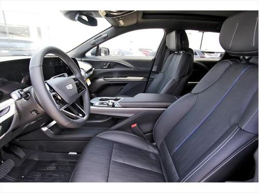 2025 Cadillac LYRIQ Luxury w/1SC