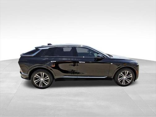 2025 Cadillac LYRIQ Luxury w/1SC