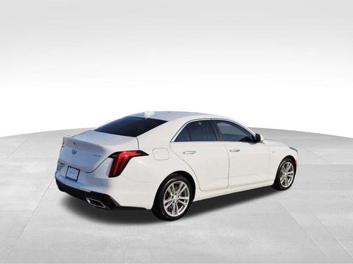 2024 Cadillac CT4 Luxury