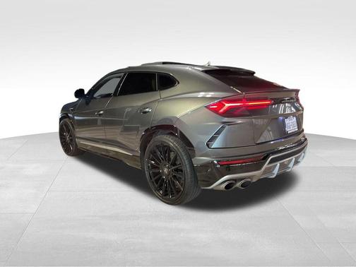 2019 Lamborghini Urus Base