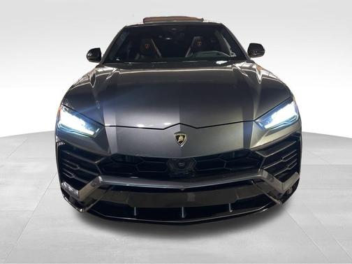 2019 Lamborghini Urus Base