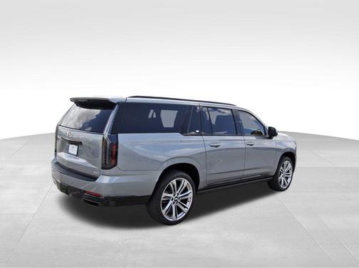 Argent Silver Metallic 2026 Cadillac Escalade ESV Sport