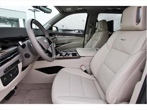 2025 Cadillac Escalade ESV Premium Luxury Platinum