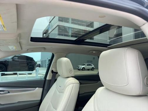 2021 Cadillac XT5 Premium Luxury