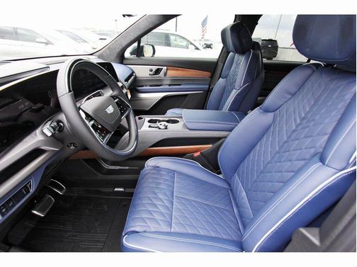 2026 Cadillac VISTIQ Premium Luxury