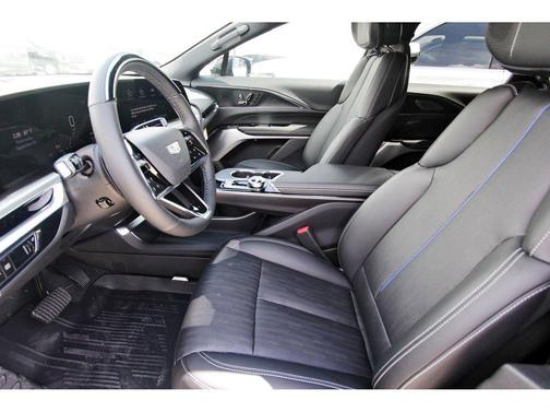 2026 Cadillac LYRIQ Premium Luxury