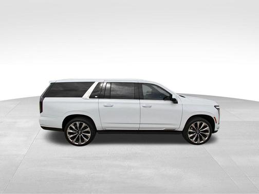 2026 Cadillac Escalade ESV Luxury