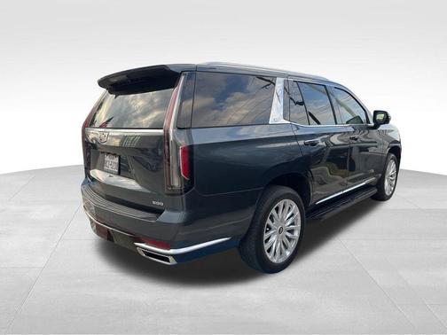 2021 Cadillac Escalade Luxury