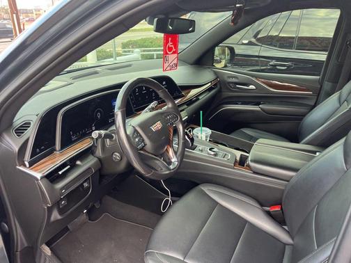 2021 Cadillac Escalade Luxury