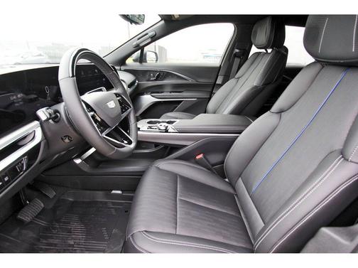 2025 Cadillac LYRIQ Luxury