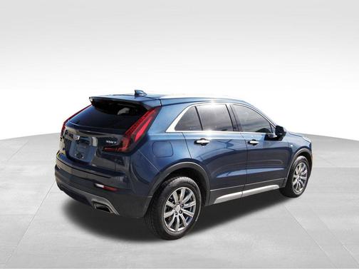 2020 Cadillac XT4 Premium Luxury