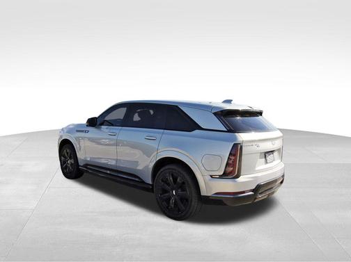 2025 Cadillac Escalade IQ Sport 2