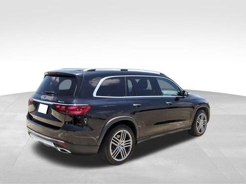 Black 2025 Mercedes-Benz GLS 450 4MATIC