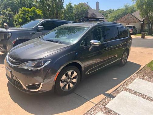 2018 Chrysler Pacifica Hybrid Limited