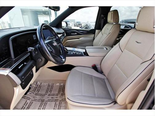 2023 Cadillac Escalade ESV Premium Luxury
