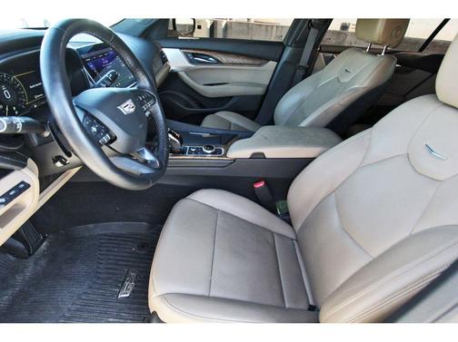 2022 Cadillac CT5 Premium Luxury