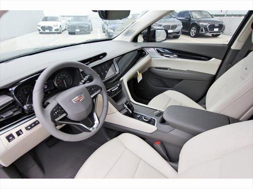 2025 Cadillac XT6 Premium Luxury FWD