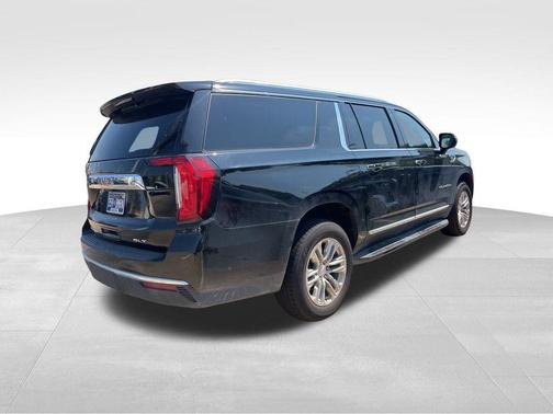 2024 GMC Yukon XL SLT