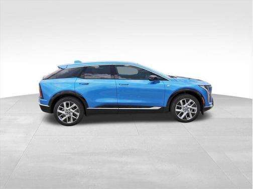 2025 Cadillac OPTIQ Luxury 1 AWD