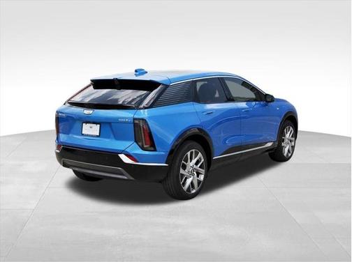 2025 Cadillac OPTIQ Luxury 1 AWD