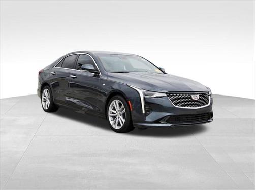 2022 Cadillac CT4 Luxury