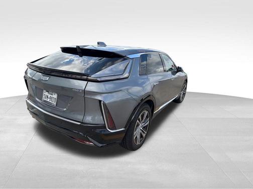 2023 Cadillac LYRIQ Luxury