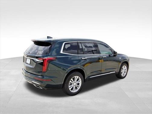 2025 Cadillac XT6 Luxury FWD