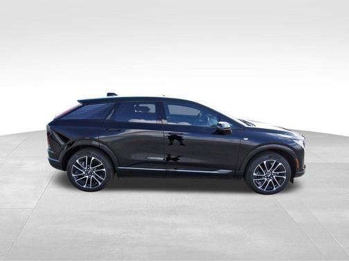 2025 Cadillac OPTIQ Sport