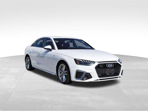 2022 Audi A4 45 S line Premium Plus