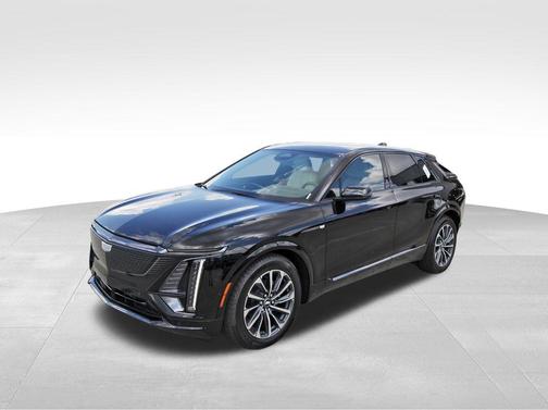 2025 Cadillac LYRIQ Sport