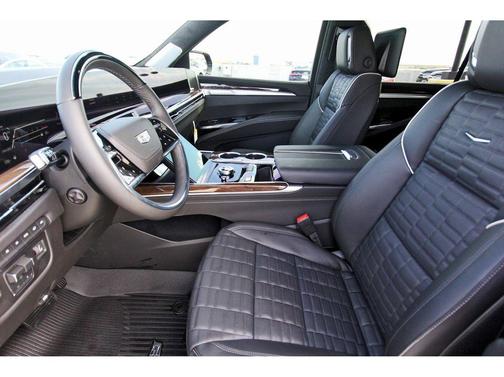 2026 Cadillac Escalade ESV Sport Platinum