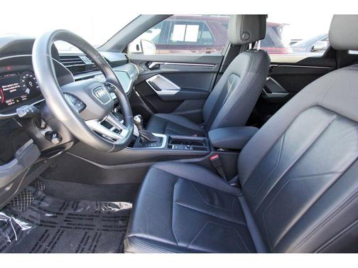 2023 Audi Q3 Premium 45 TFSI S line quattro Tiptronic