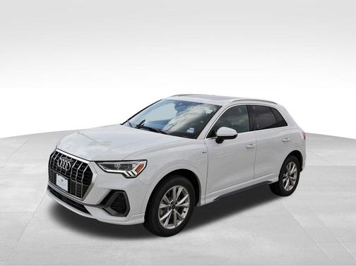 2023 Audi Q3 Premium 45 TFSI S line quattro Tiptronic