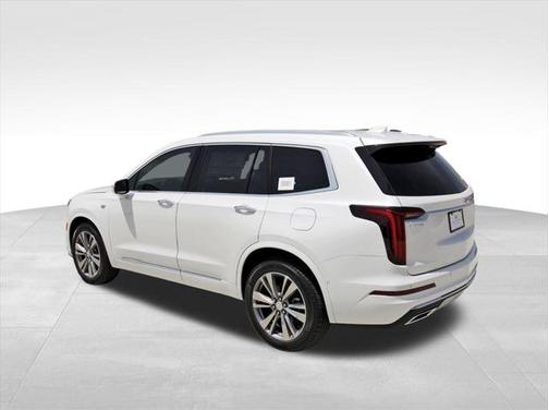 2025 Cadillac XT6 Premium Luxury FWD