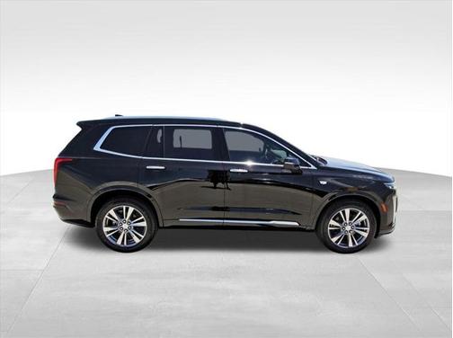 2025 Cadillac XT6 Premium Luxury FWD