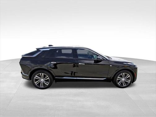 2025 Cadillac LYRIQ Luxury w/1SC