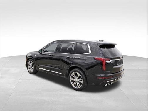 2024 Cadillac XT6 Premium Luxury FWD