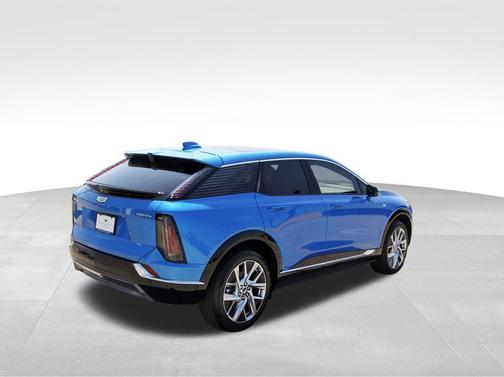 2025 Cadillac OPTIQ Luxury 1 AWD
