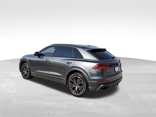 2021 Audi Q8 55 Prestige