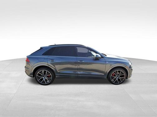 2021 Audi Q8 55 Prestige