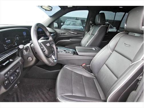 2022 Cadillac Escalade Sport