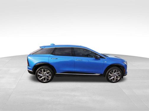 2026 Cadillac OPTIQ Luxury