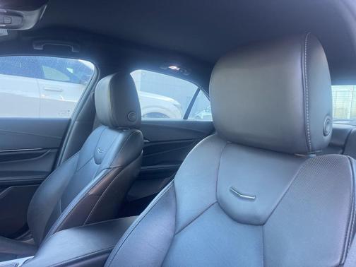 2023 Cadillac CT4 Premium Luxury