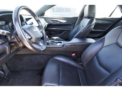 2023 Cadillac CT4 Premium Luxury