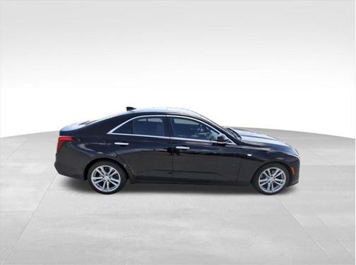 2022 Cadillac CT4 Luxury