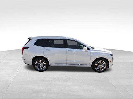 2023 Cadillac XT6 Premium Luxury FWD