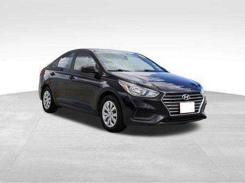 2022 Hyundai Accent SE