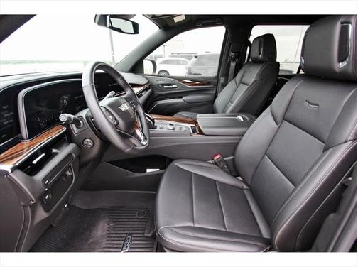 2024 Cadillac Escalade Luxury