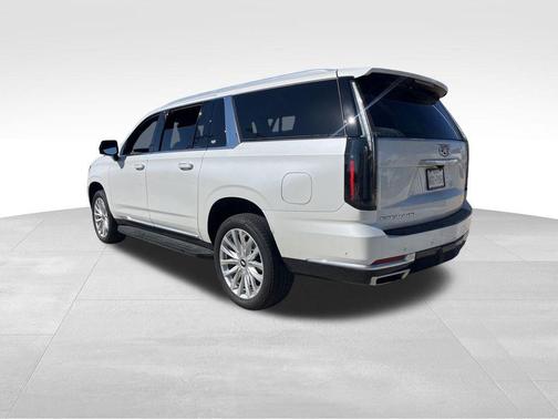 2025 Cadillac Escalade ESV Luxury