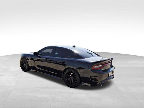 2016 Dodge Charger SRT Hellcat